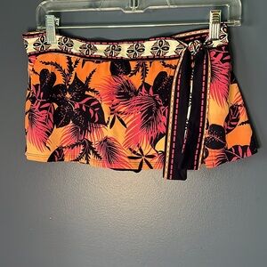 Tommy Bahama sz XS/TP, bathing skirt with attached panties, tie belt, tropical